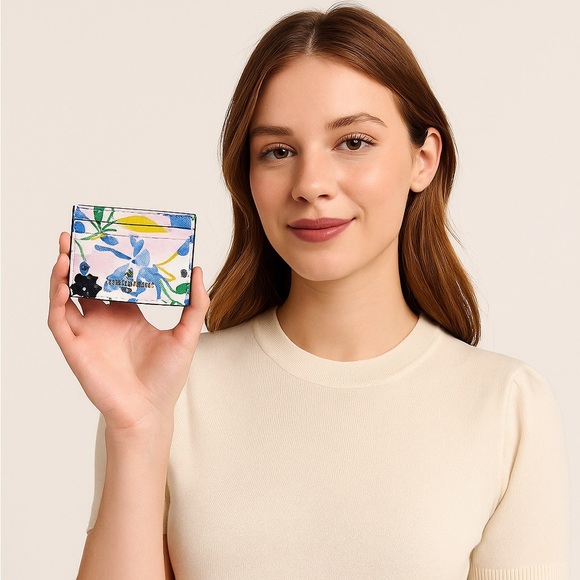 NWT Kate Spade Floral Print Card Holder In Box - Picture 8 of 8